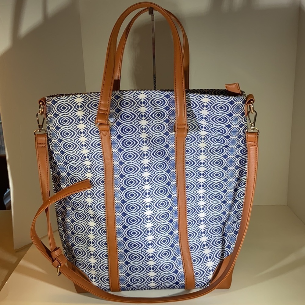 Geometric Navy/White with Tan Leather Accents Tote